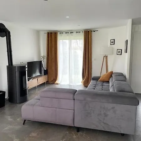 Maison Entiere A Louer Pour Le Mans Classic Apartmán *